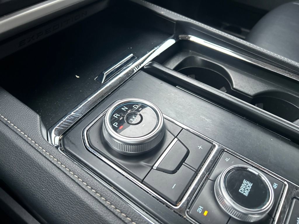 Certified 2023 Ford Expedition Max XLT image 34