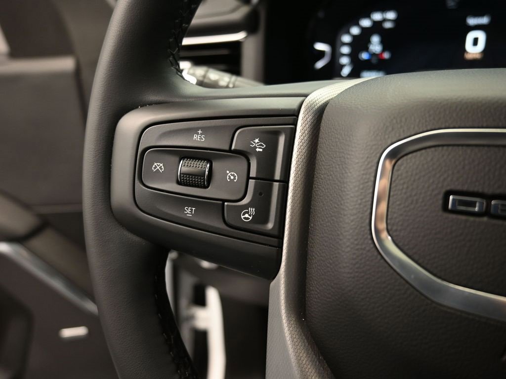 Used 2023 GMC Yukon Denali image 6