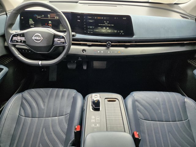Used 2023 Nissan Ariya AWD/4WD image 12