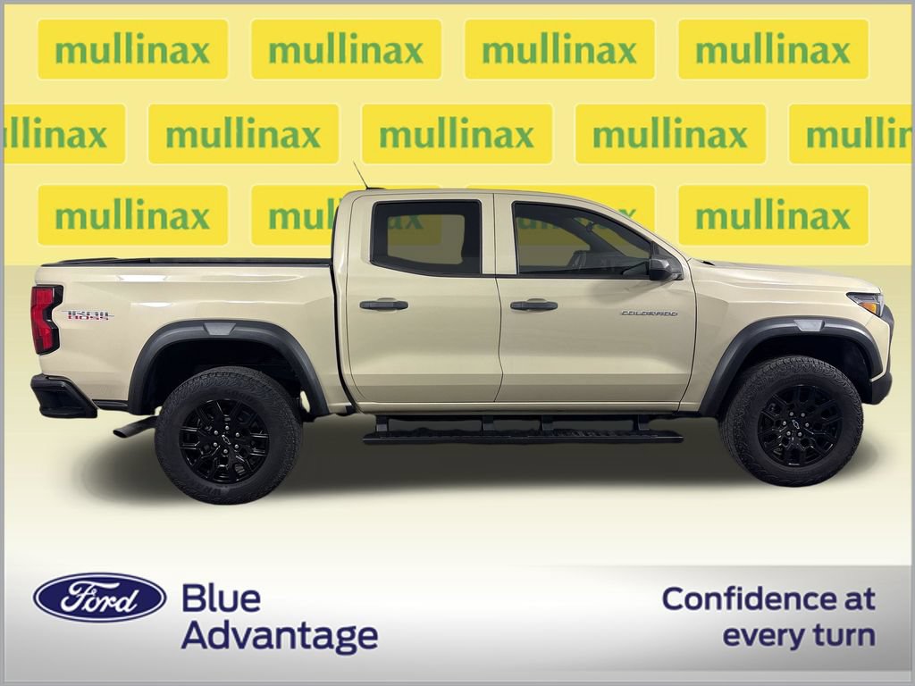 Used 2023 Chevrolet Colorado Trail Boss AWD/4WD image 2