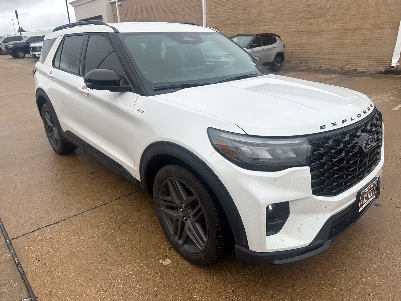 Certified 2026 Ford Explorer ST-Line w/ ST-Line Street Pack RWD image 16