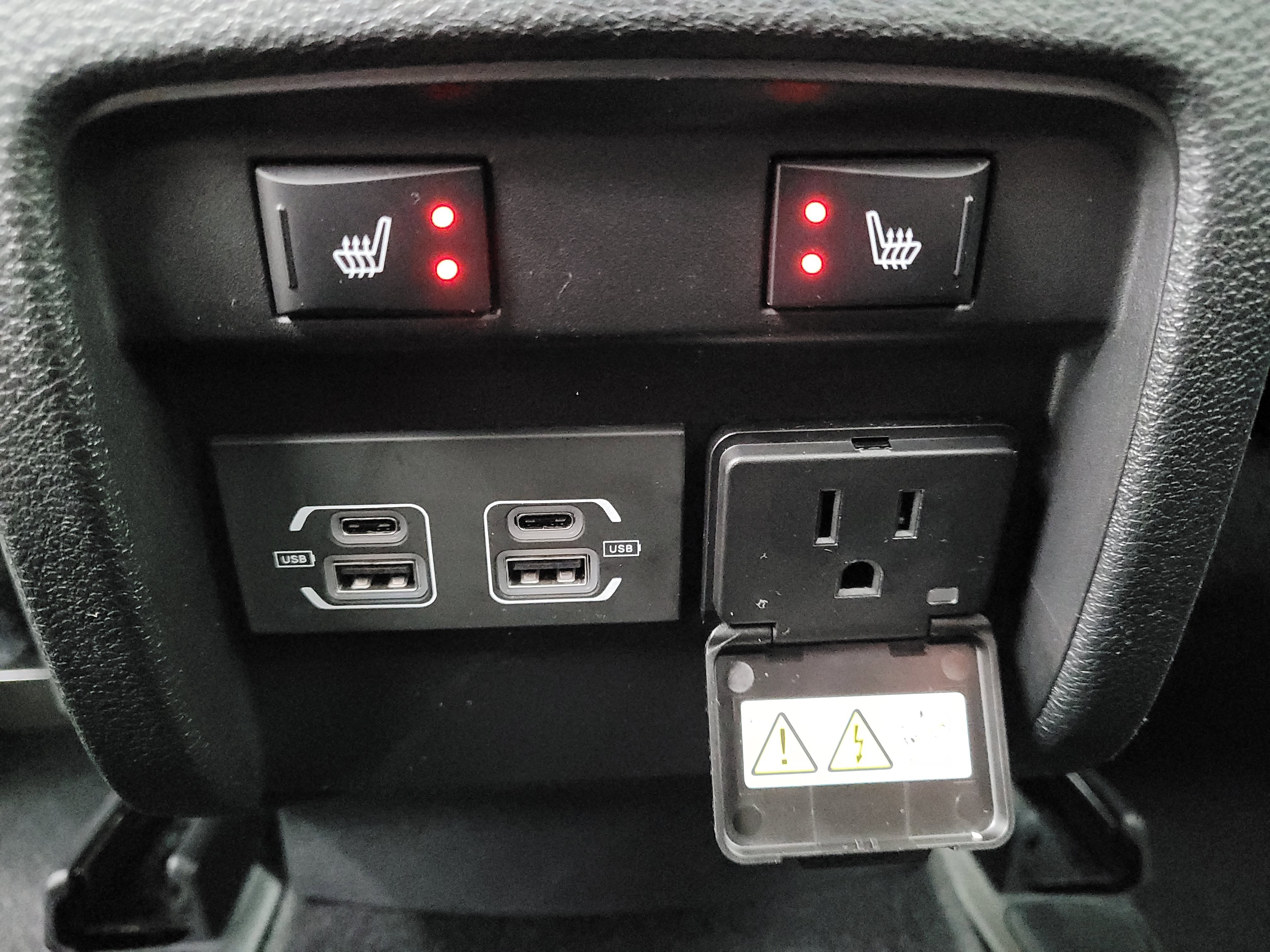 Used 2022 Jeep Cherokee Limited w/ Elite Package image 16