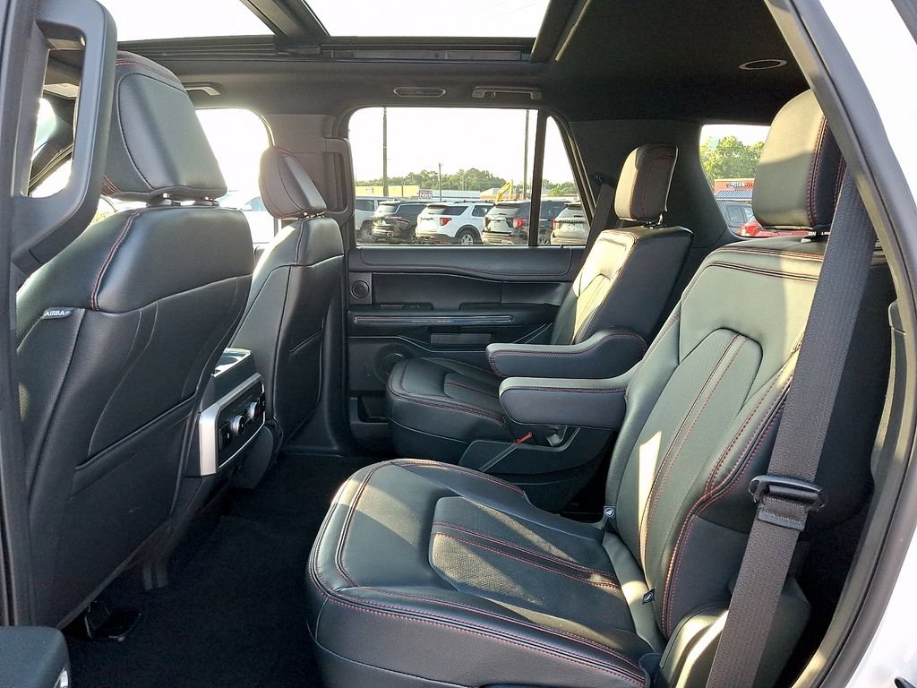 Certified 2024 Ford Expedition Limited AWD/4WD image 10