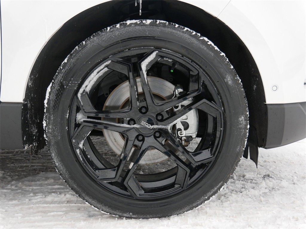 Certified 2020 Ford Edge Titanium w/ Equipment Group 301A image 7