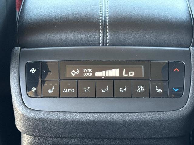 Used 2023 Nissan Pathfinder Platinum AWD/4WD image 14