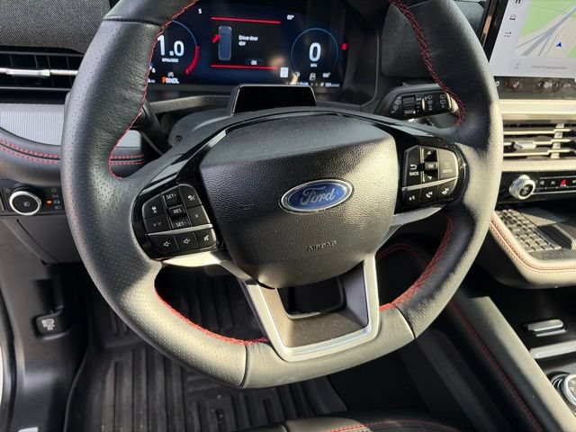 Certified 2025 Ford Explorer ST-Line w/ Premium Package AWD/4WD image 18