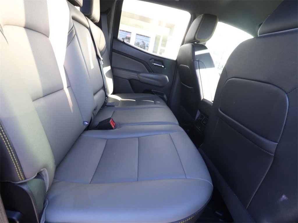 Used 2023 Chevrolet Colorado ZR2 w/ ZR2 Convenience Package III image 22