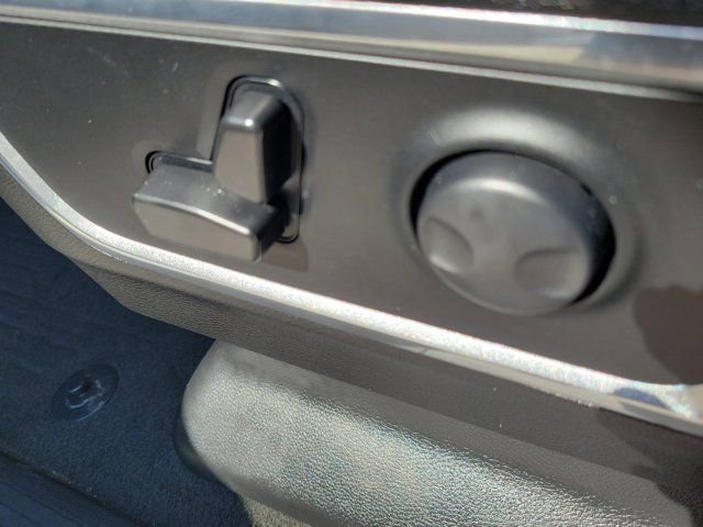 Used 2023 RAM 1500 Laramie AWD/4WD image 24