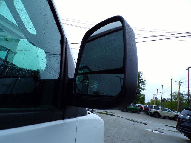 Used 2022 Chevrolet Express 2500 RWD image 17