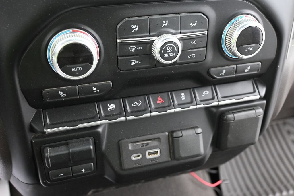Used 2022 GMC Sierra 2500 SLE w/ SLE Convenience Package AWD/4WD image 11