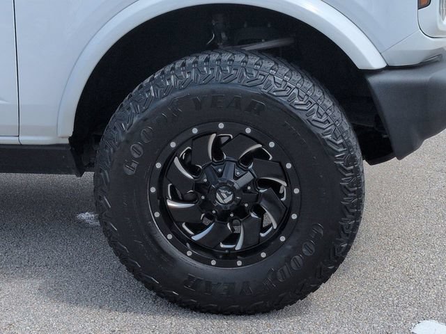 Certified 2023 Ford Bronco Big Bend w/ Sasquatch Package AWD/4WD image 11