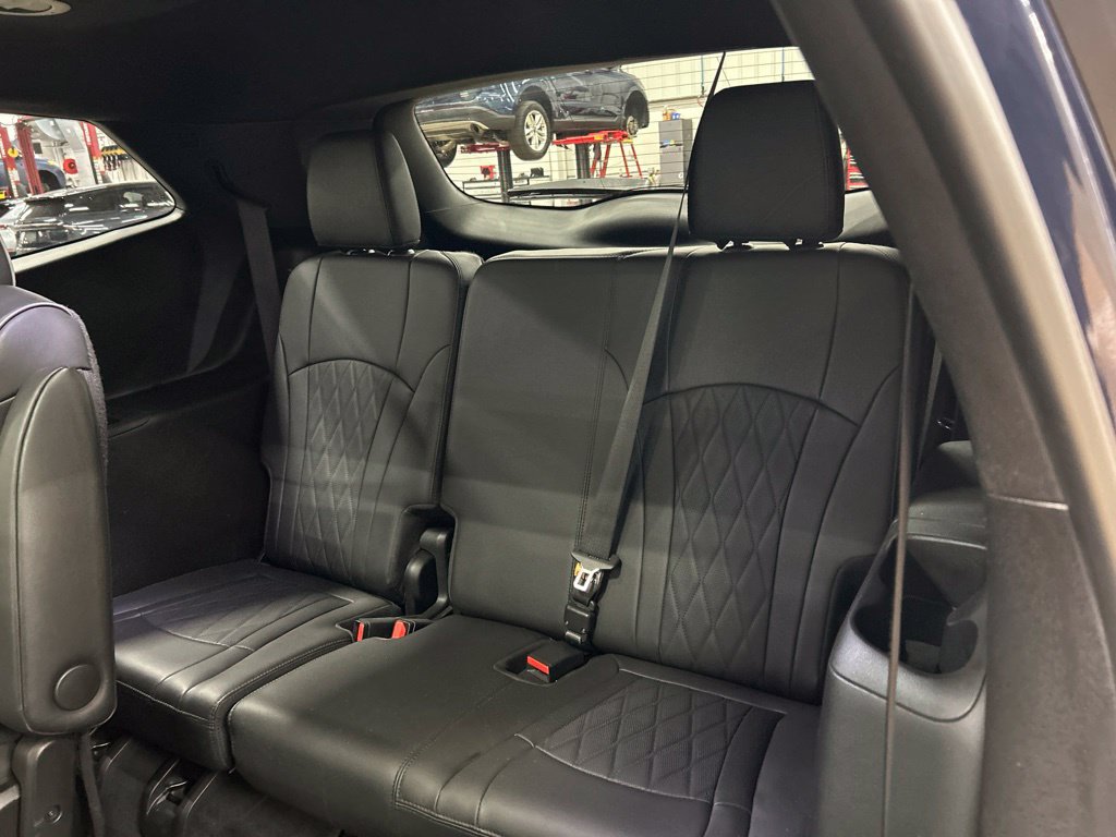 Used 2022 Buick Enclave Avenir w/ Trailering Package, 5000 lbs. AWD/4WD image 25