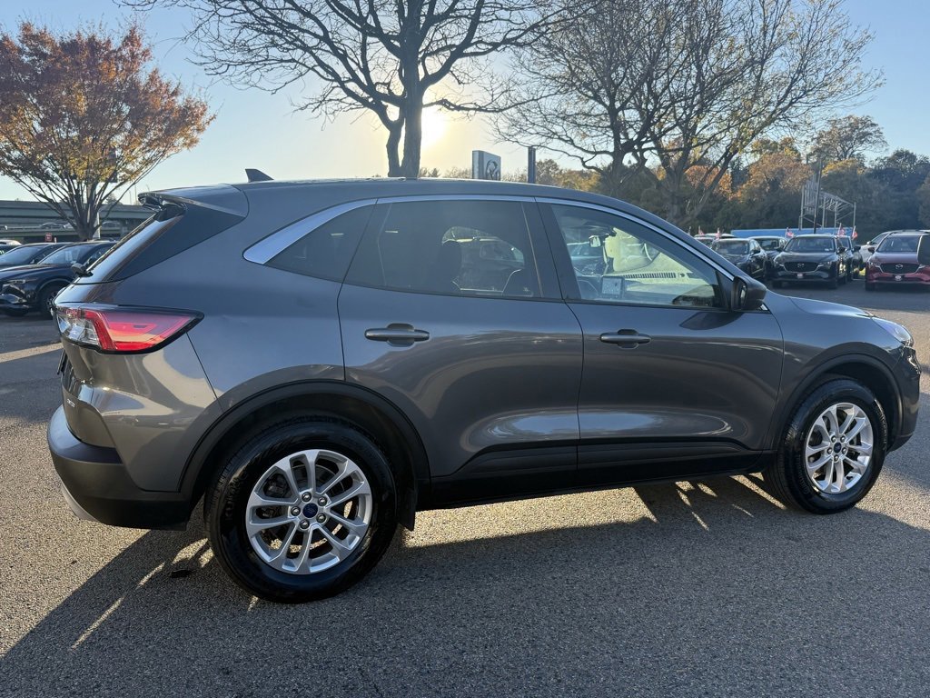 Certified 2022 Ford Escape SE w/ Convenience Package image 5