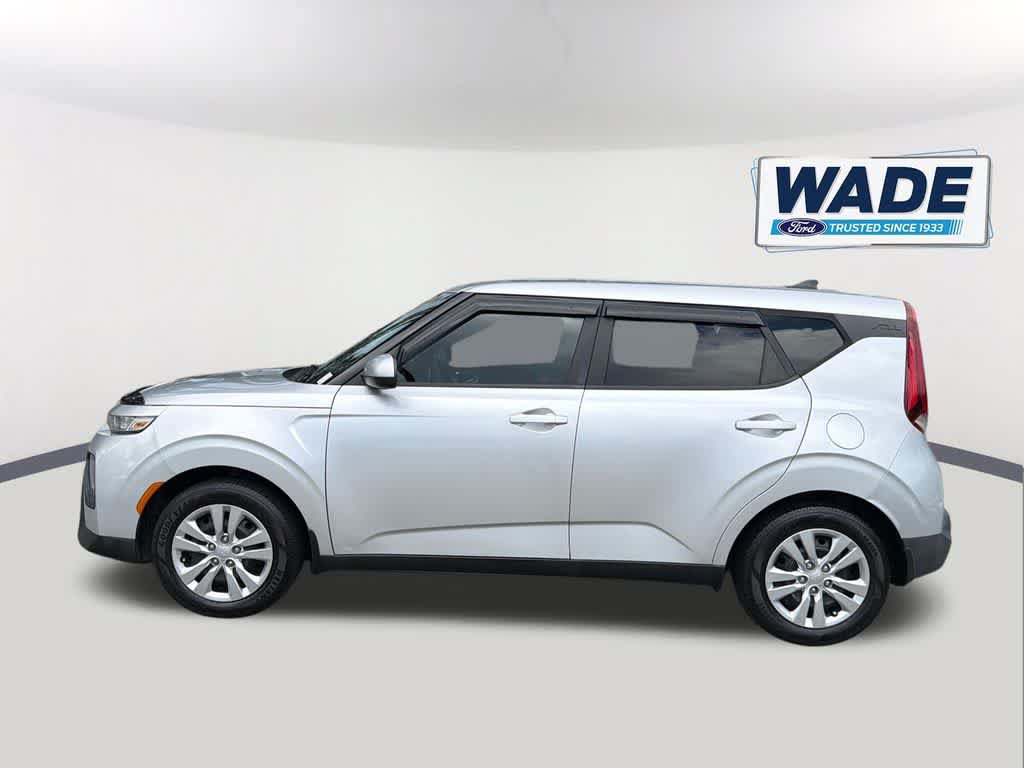 Used 2021 Kia Soul LX FWD image 8
