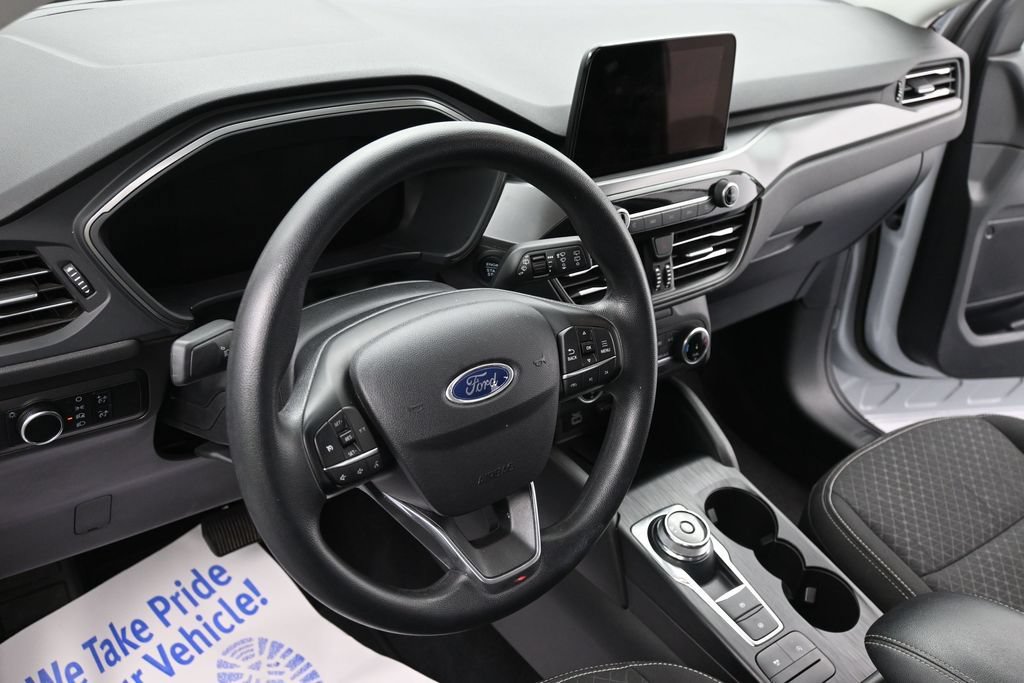 Certified 2025 Ford Escape Active FWD image 16