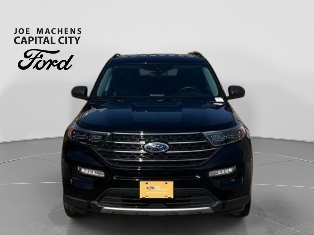 Certified 2023 Ford Explorer XLT w/ Equipment Group 202A AWD/4WD image 9
