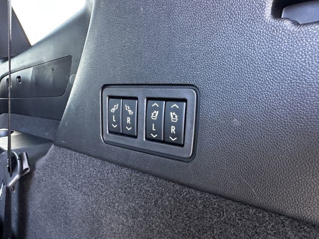 Used 2023 Cadillac XT6 Premium Luxury w/ Technology Package image 46