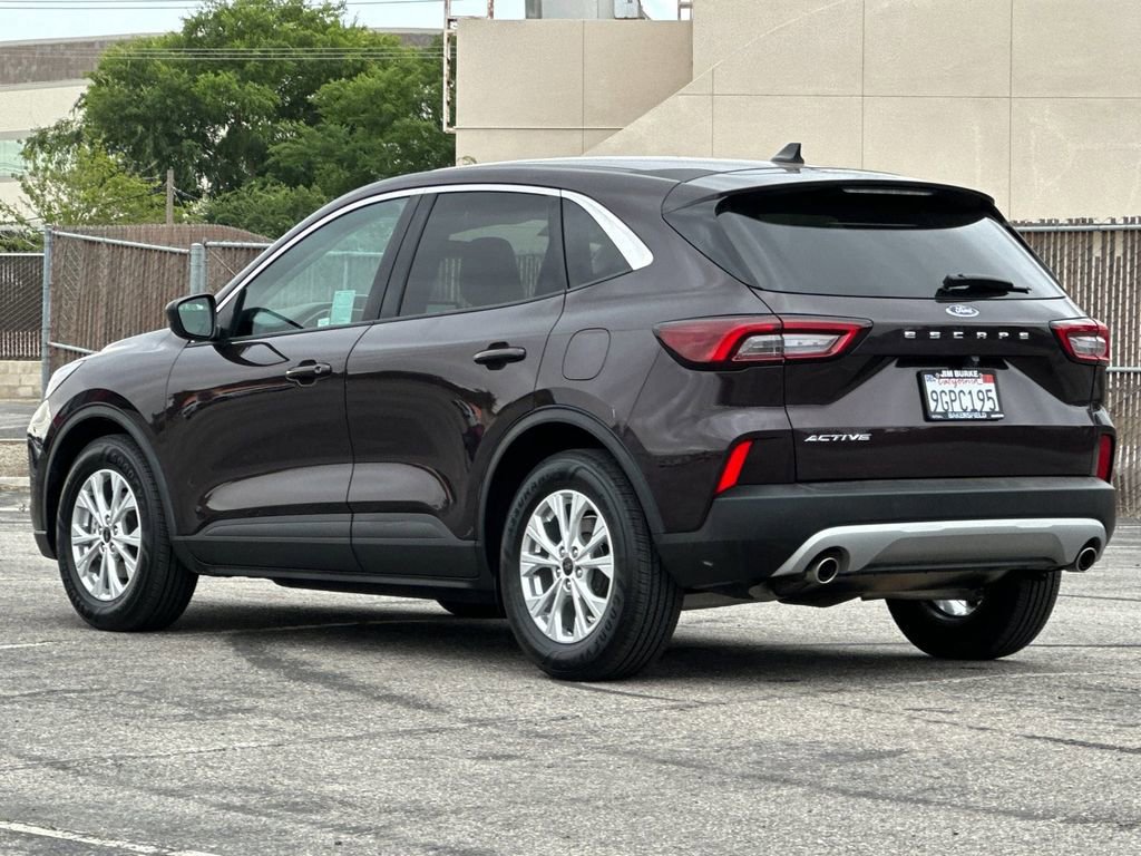 Certified 2023 Ford Escape Active FWD image 3