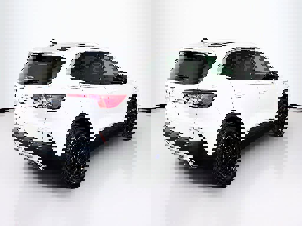 Certified 2020 Ford Escape SE image 5