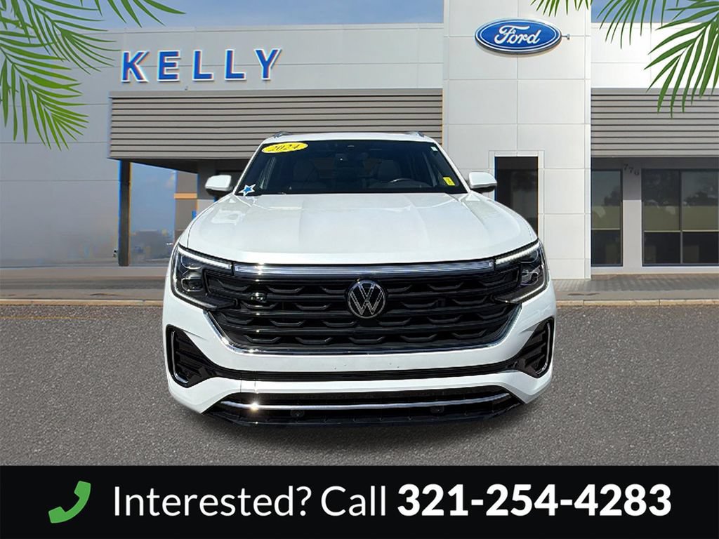 Used 2024 Volkswagen Atlas Cross Sport SEL R-Line AWD/4WD image 8
