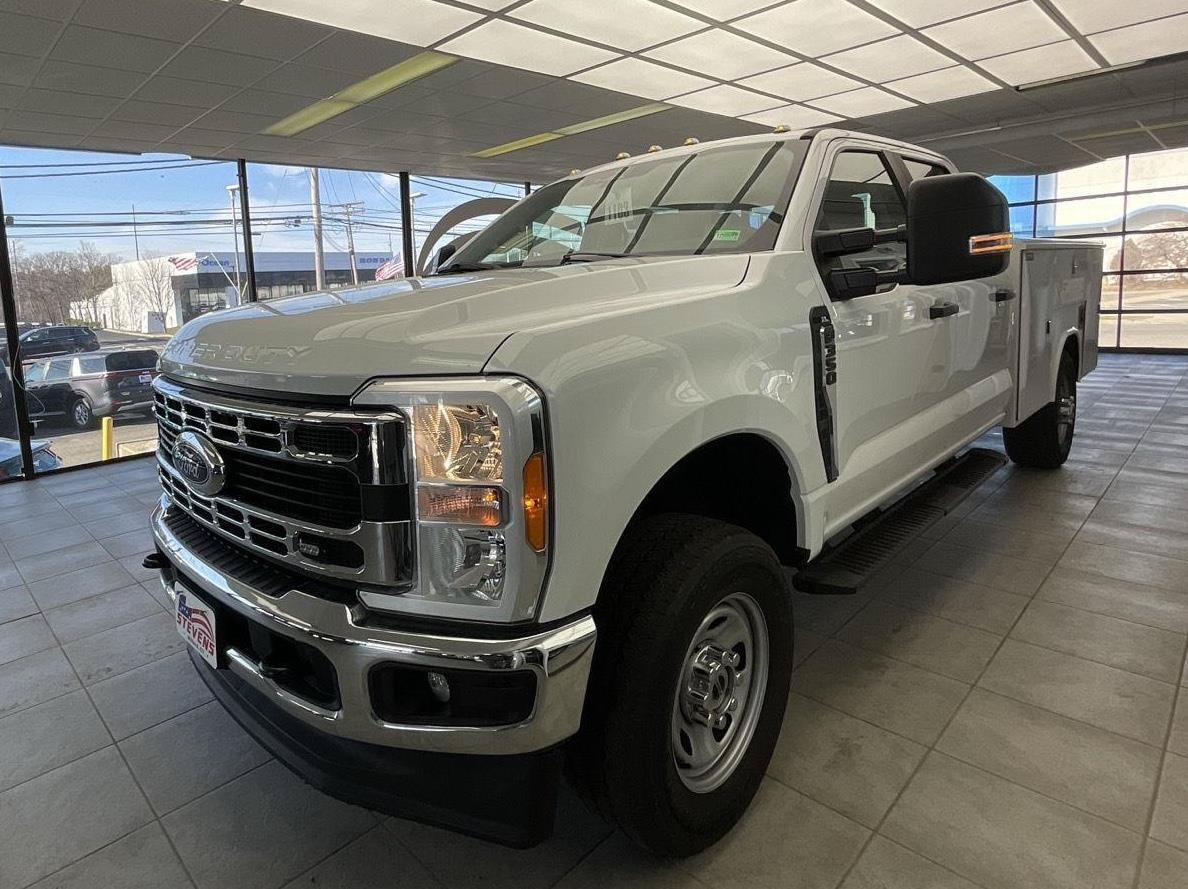 Certified 2023 Ford F350 XL w/ Snow Plow Prep Package AWD/4WD image 3