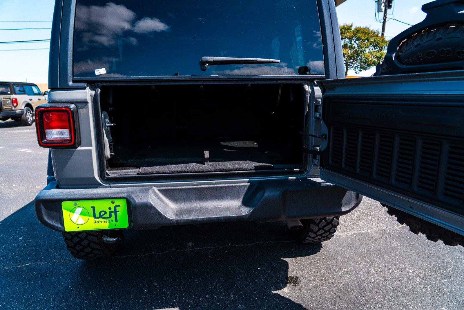 Used 2021 Jeep Wrangler Unlimited Sport AWD/4WD image 23