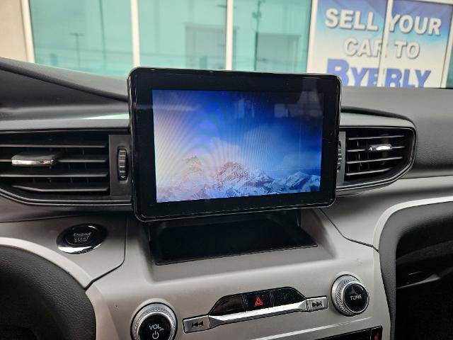 Certified 2022 Ford Explorer XLT image 11