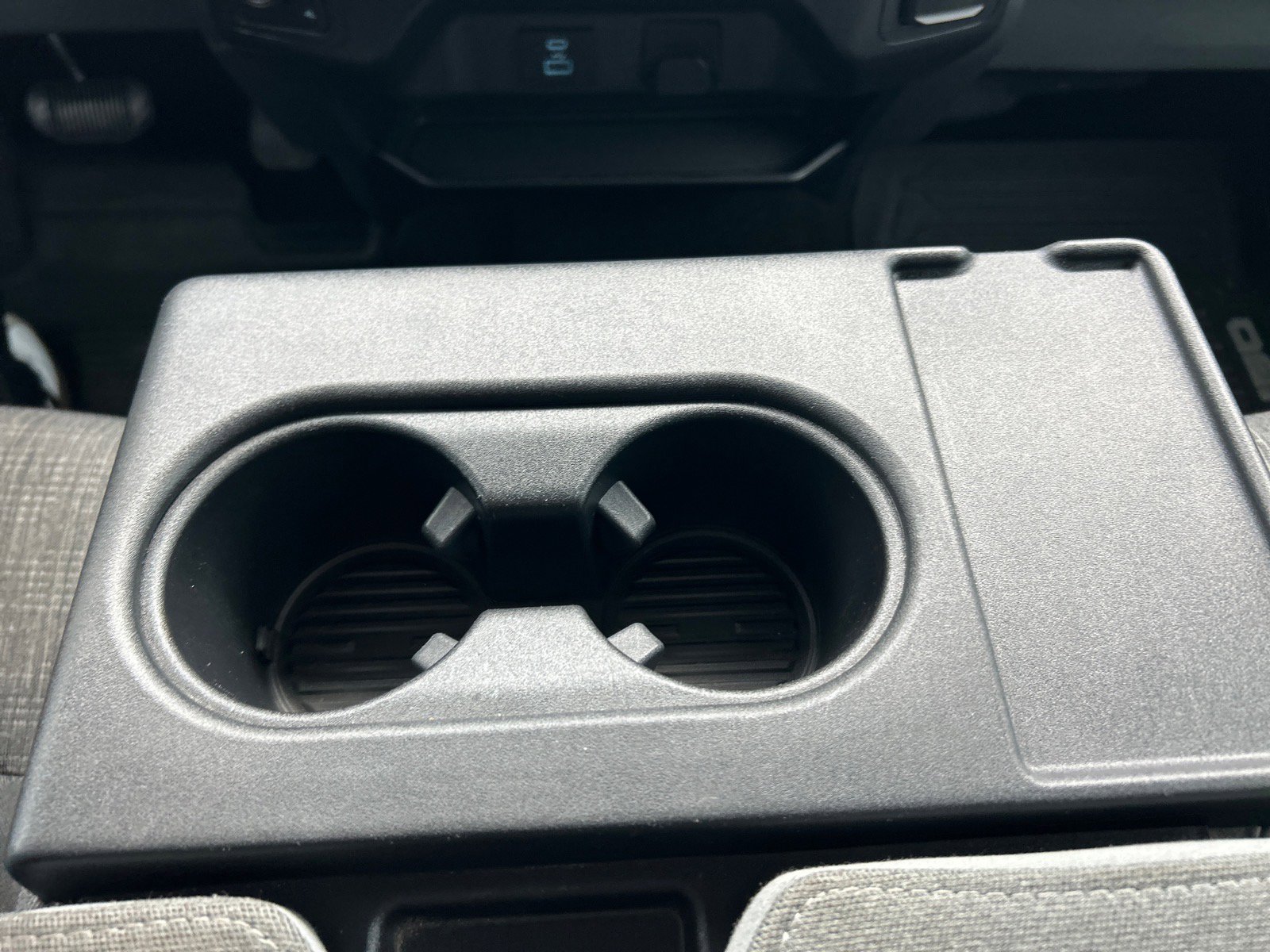 Certified 2022 Ford F150 XLT w/ Equipment Group 302A High image 32