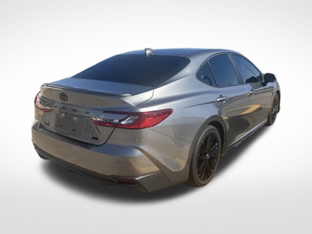 Used 2025 Toyota Camry SE w/ Convenience Package FWD image 3