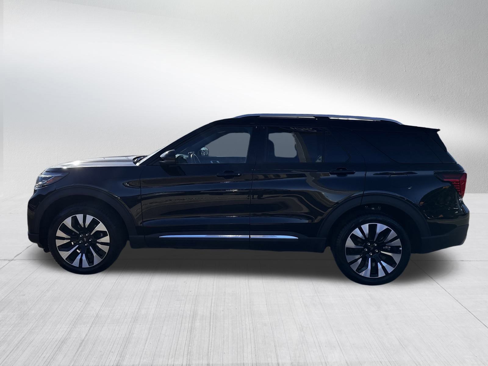 Certified 2025 Ford Explorer Platinum w/ LUX Leather Package video 2