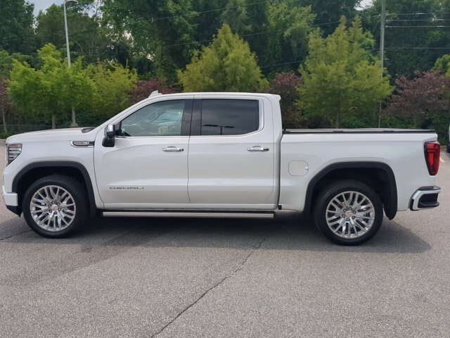 Used 2024 GMC Sierra 1500 Denali w/ Denali Reserve Package AWD/4WD image 7