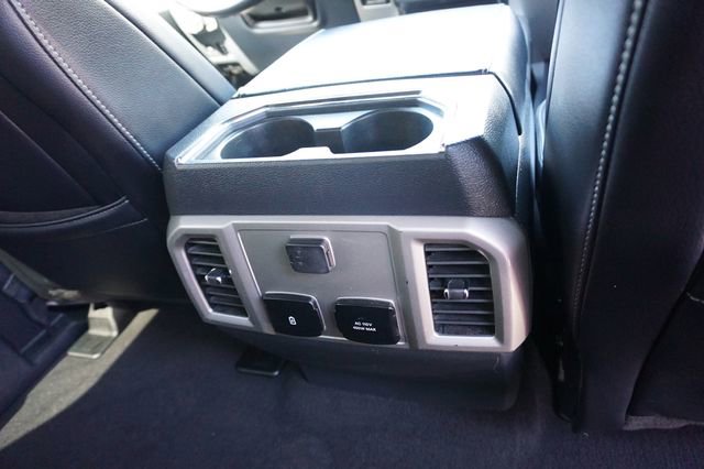 Certified 2022 Ford F250 Lariat w/ Black Appearance Package image 19