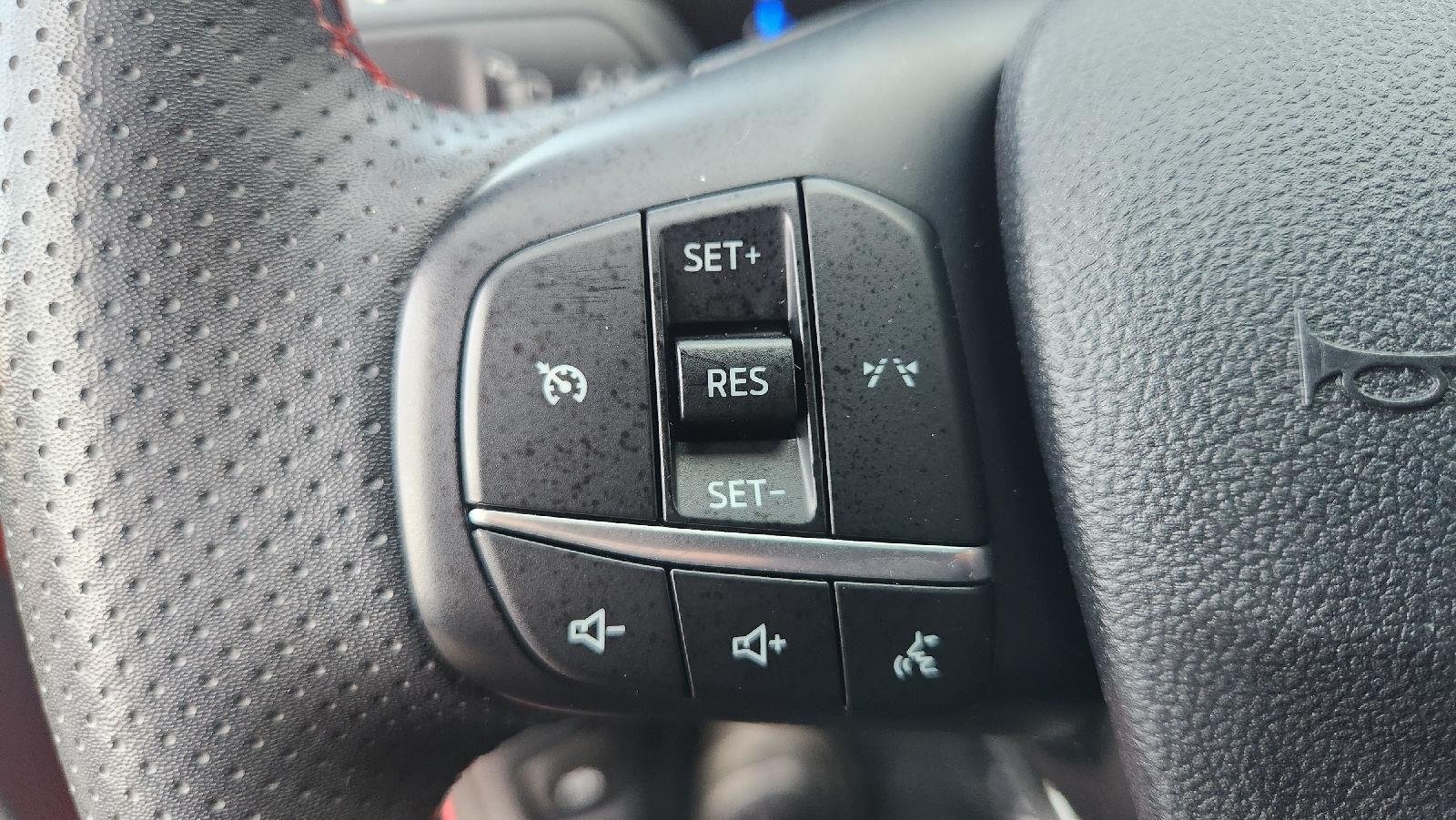 Certified 2025 Ford Escape ST-Line Select AWD/4WD image 20