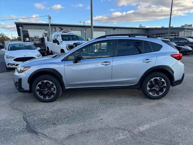 Used 2023 Subaru Crosstrek 2.0i image 3