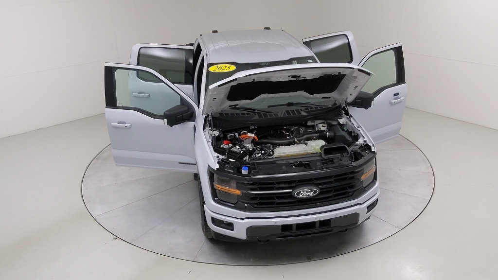 Certified 2025 Ford F150 XLT w/ Equipment Group 302A MID AWD/4WD image 47