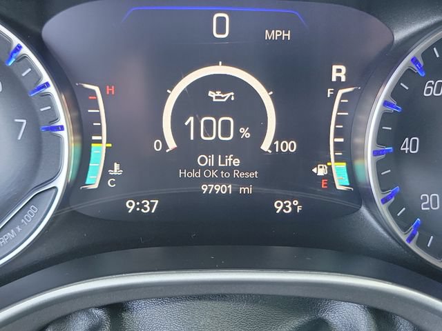 Used 2022 Chrysler Pacifica Touring-L FWD image 33