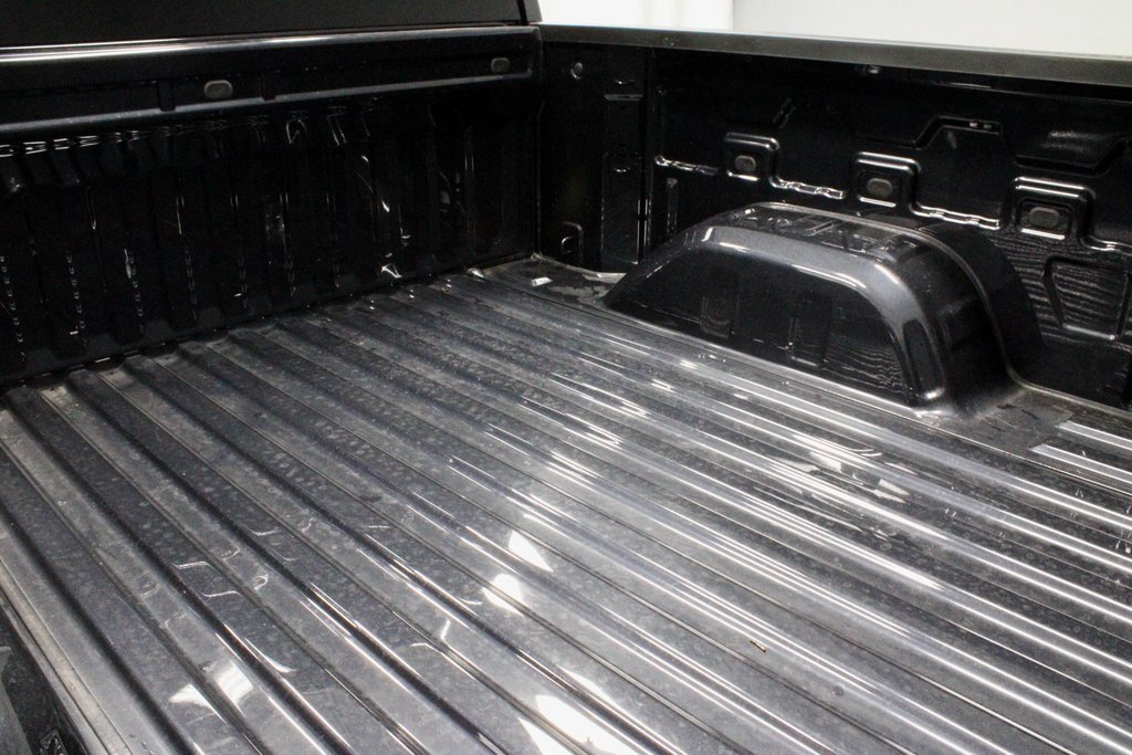 Used 2024 Chevrolet Silverado 1500 LT image 16