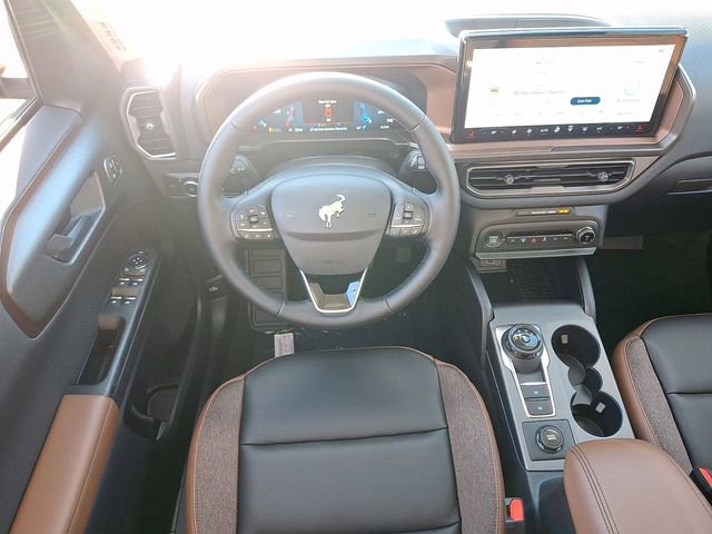 Certified 2025 Ford Bronco Sport Outer Banks AWD/4WD image 7