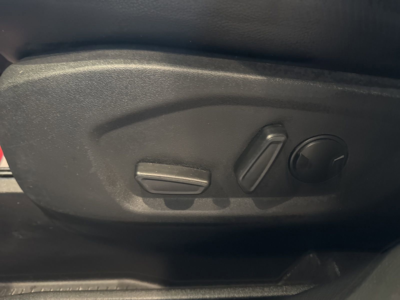 Certified 2023 Ford Edge SEL w/ Convenience Package image 25