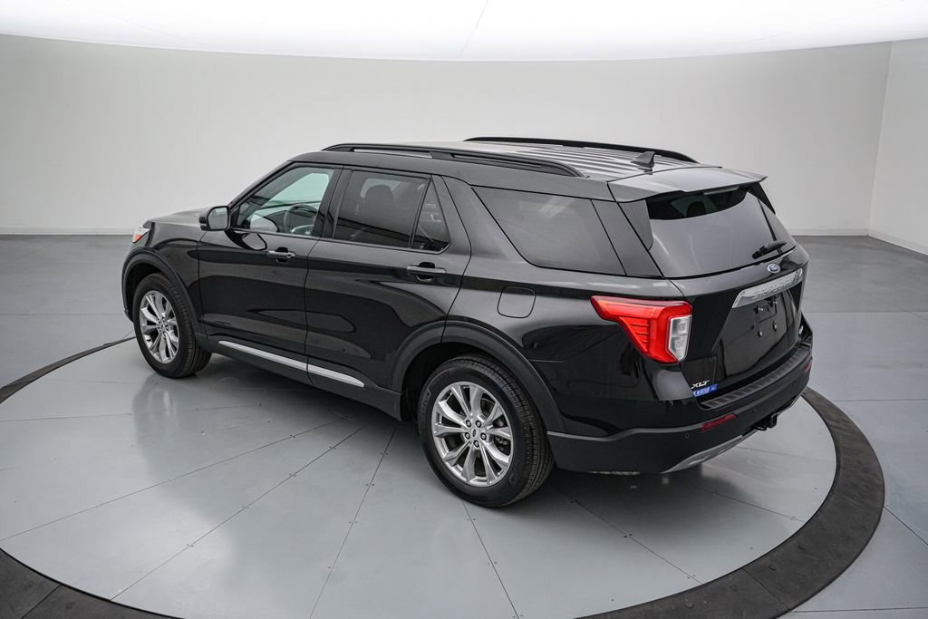 Certified 2024 Ford Explorer XLT w/ Equipment Group 202A AWD/4WD video 3