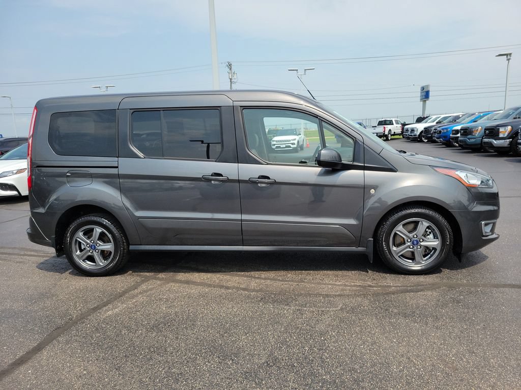 Certified 2023 Ford Transit Connect Titanium FWD image 3