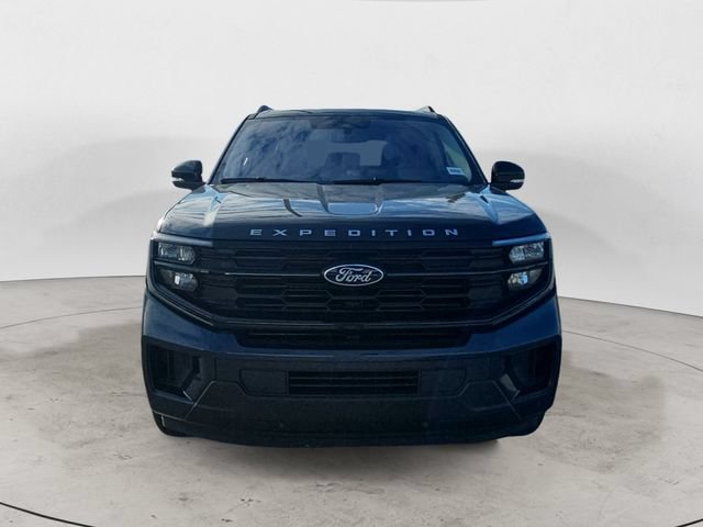 Certified 2025 Ford Expedition Active AWD/4WD image 5