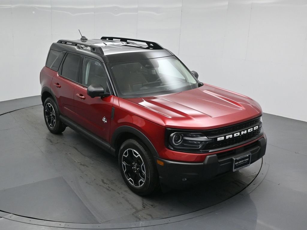 Certified 2025 Ford Bronco Sport Outer Banks w/ Outer Banks Tech Package+ AWD/4WD image 39