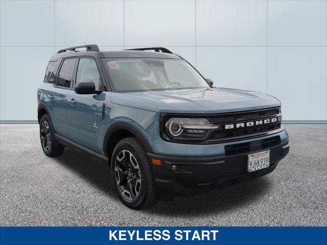 Certified 2023 Ford Bronco Sport Outer Banks w/ Tech Package AWD/4WD image 7