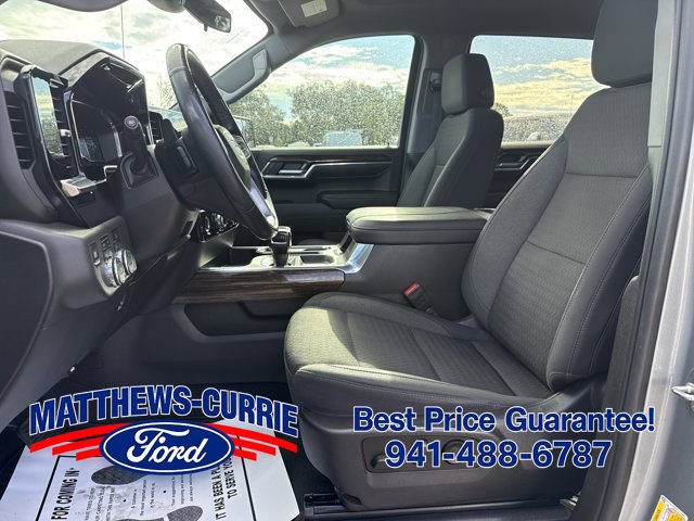 Used 2023 GMC Sierra 1500 Elevation w/ X31 Off-Road Package AWD/4WD image 8
