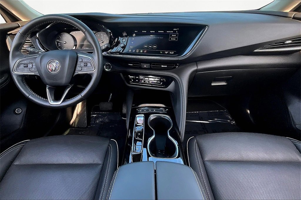 Used 2023 Buick Envision Essence image 16