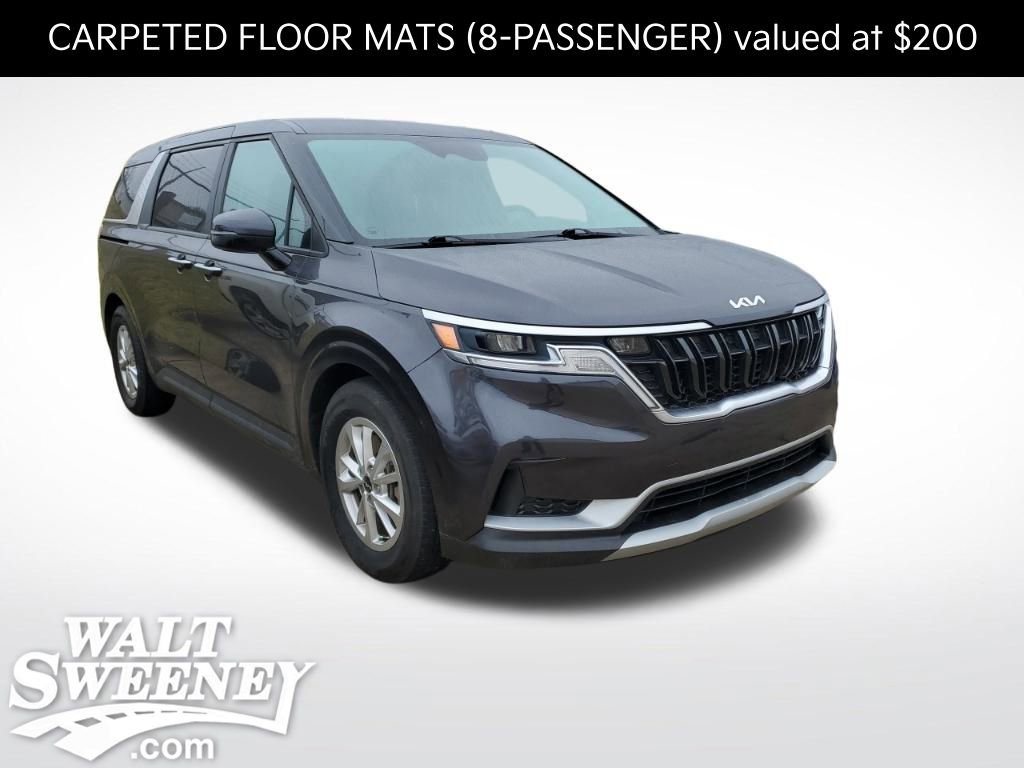 Used 2022 Kia Carnival LX image 1