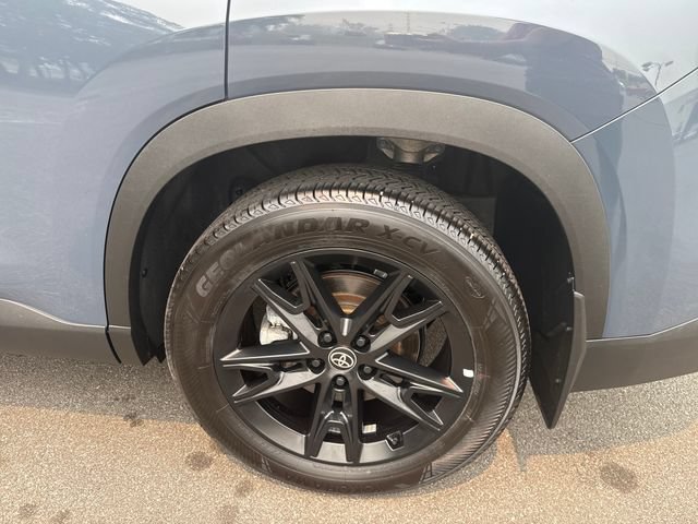 Used 2024 Toyota Grand Highlander AWD image 14