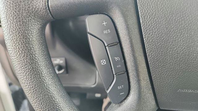 Used 2025 Chevrolet Express 3500 LT w/ LT Preferred Equipment Group RWD image 24