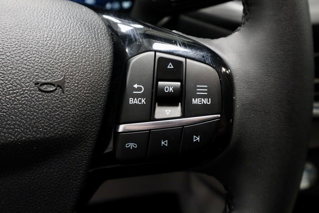 Certified 2023 Ford Escape Platinum AWD/4WD image 31